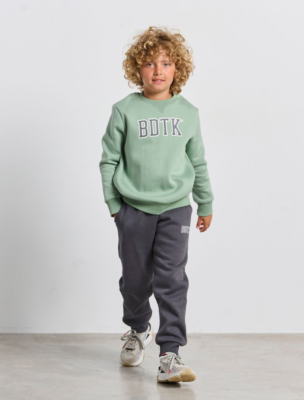 BODYTALK BOYS SET CREWNECK & JOGGER (1252-753199-00483)