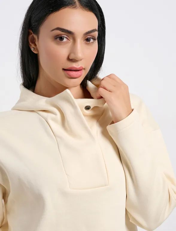 BODYTALK CAPITAL LOGO HOODIE (1252-908020-00214)