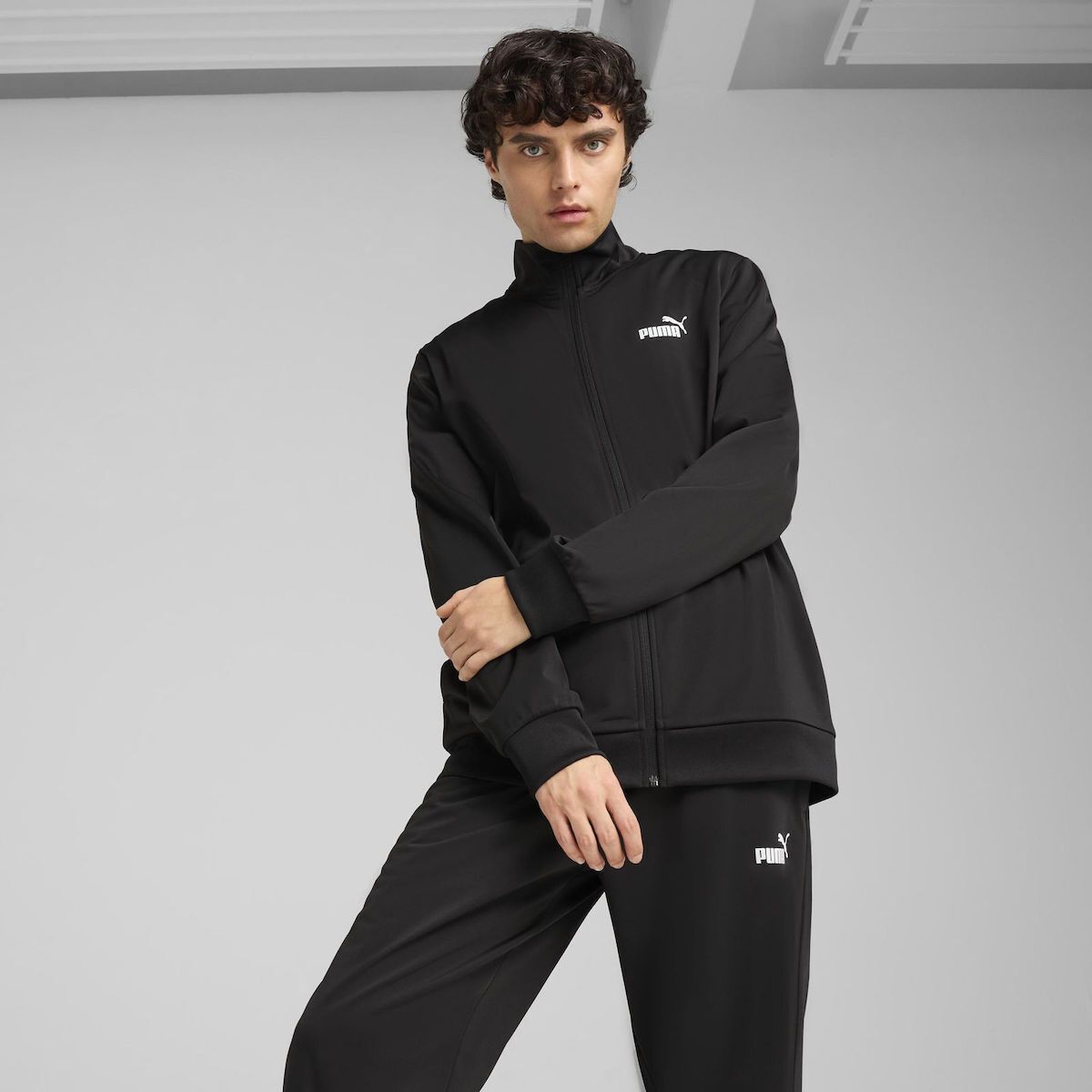 PUMA  ESS  POLY SUIT (684847-01) 