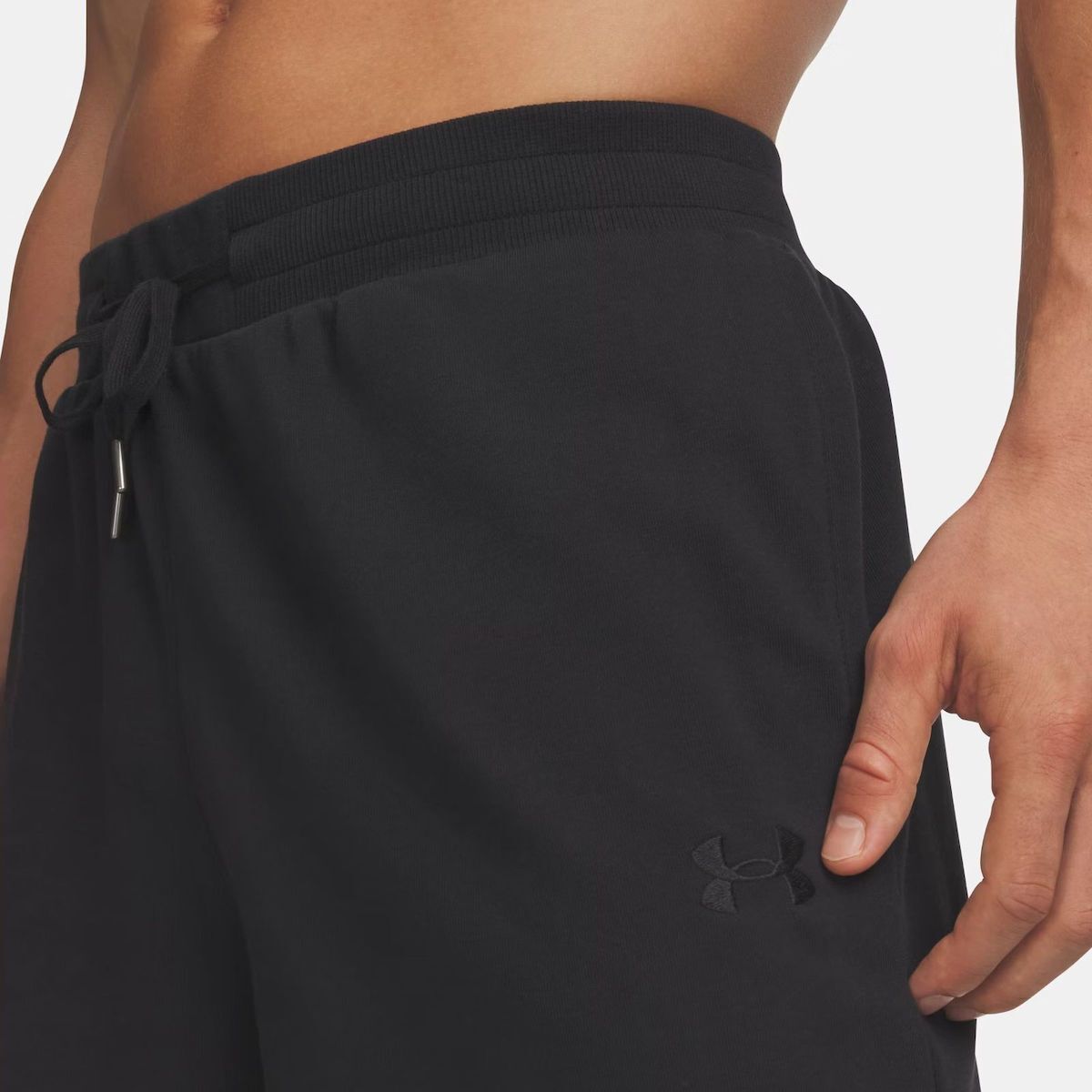 UNDER ARMOUR RIVAL LW SHORTS (6009345-001)