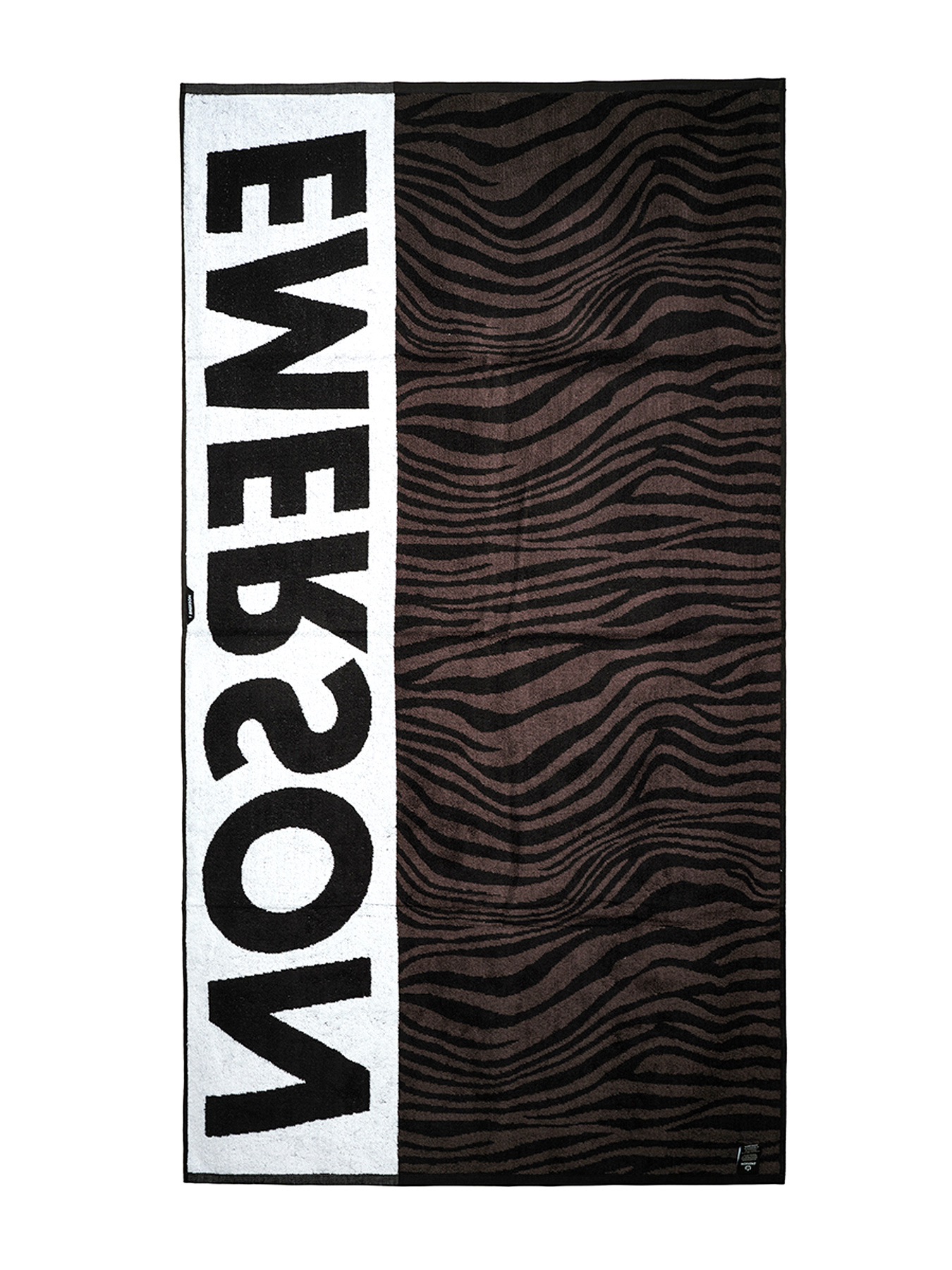 EMERSON ANIMAL PRINT BEACH TOWEL (231.EU04.08 PR344 BLACK)