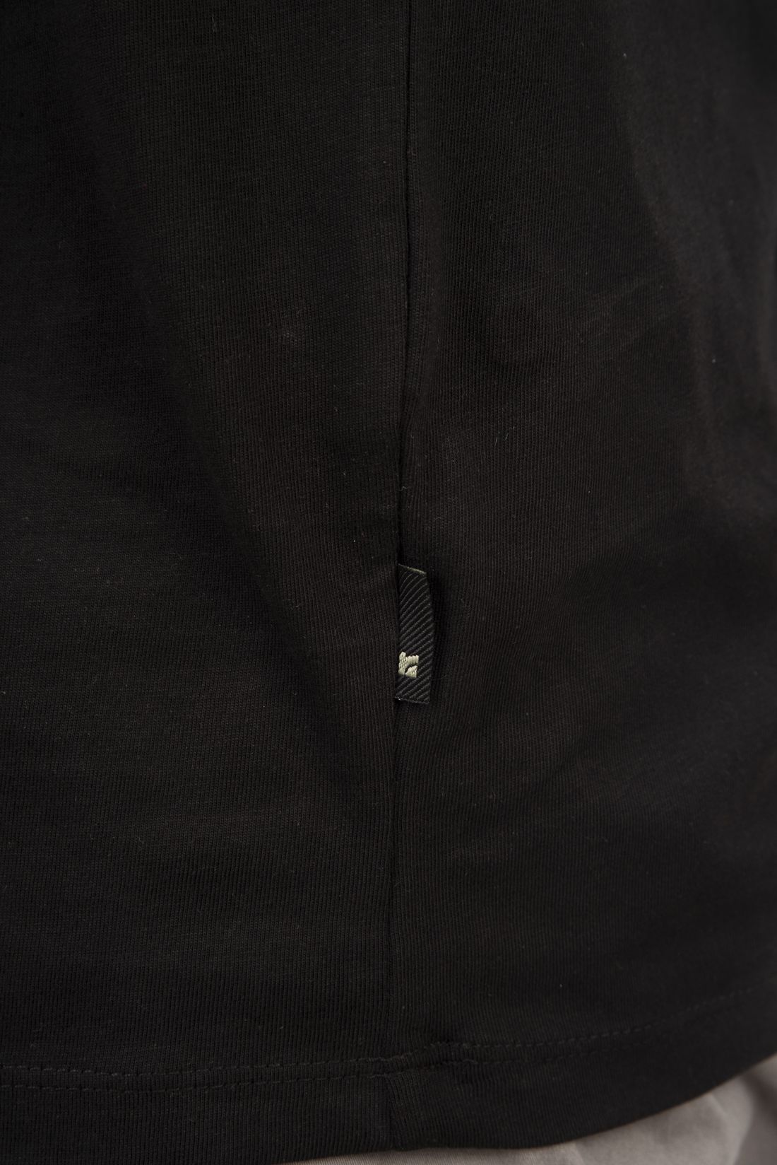 REBASE T-SHIRT (251RTS-9032-BLACK)