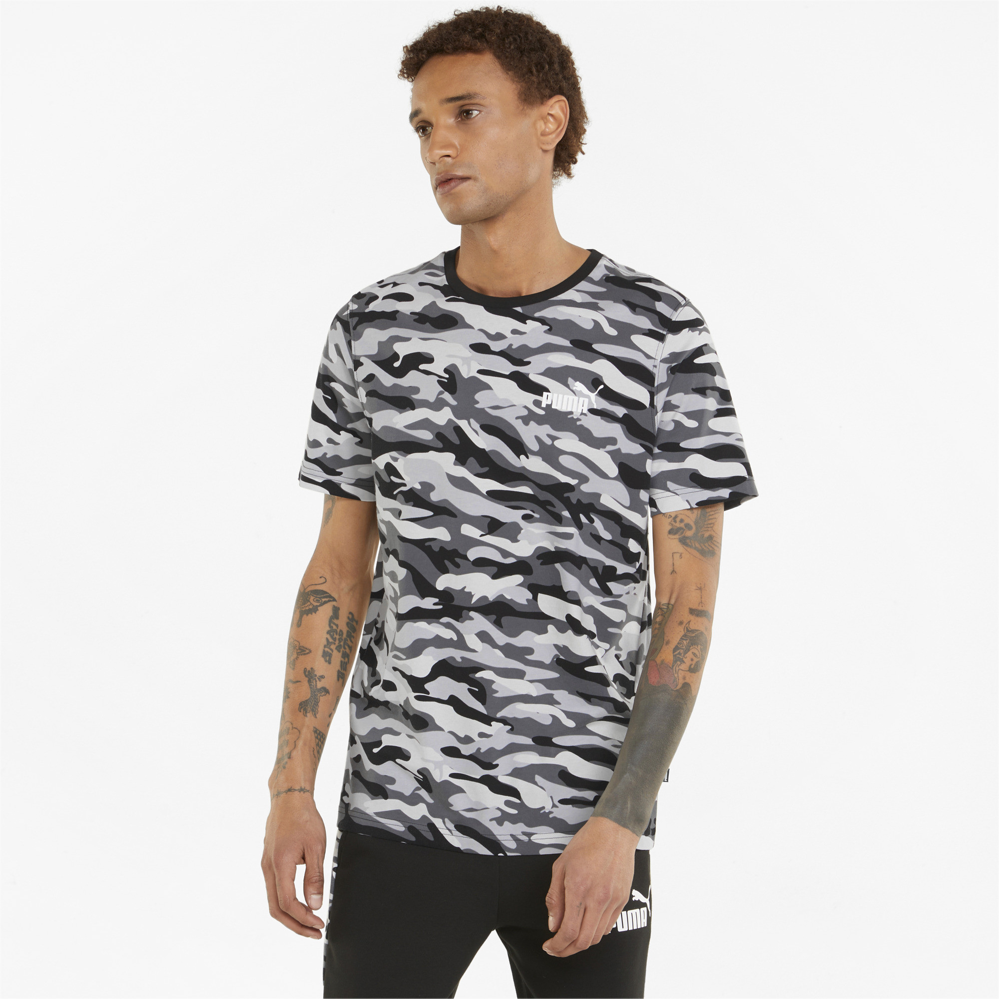 PUMA ESS CAMO TEE (848561-01)