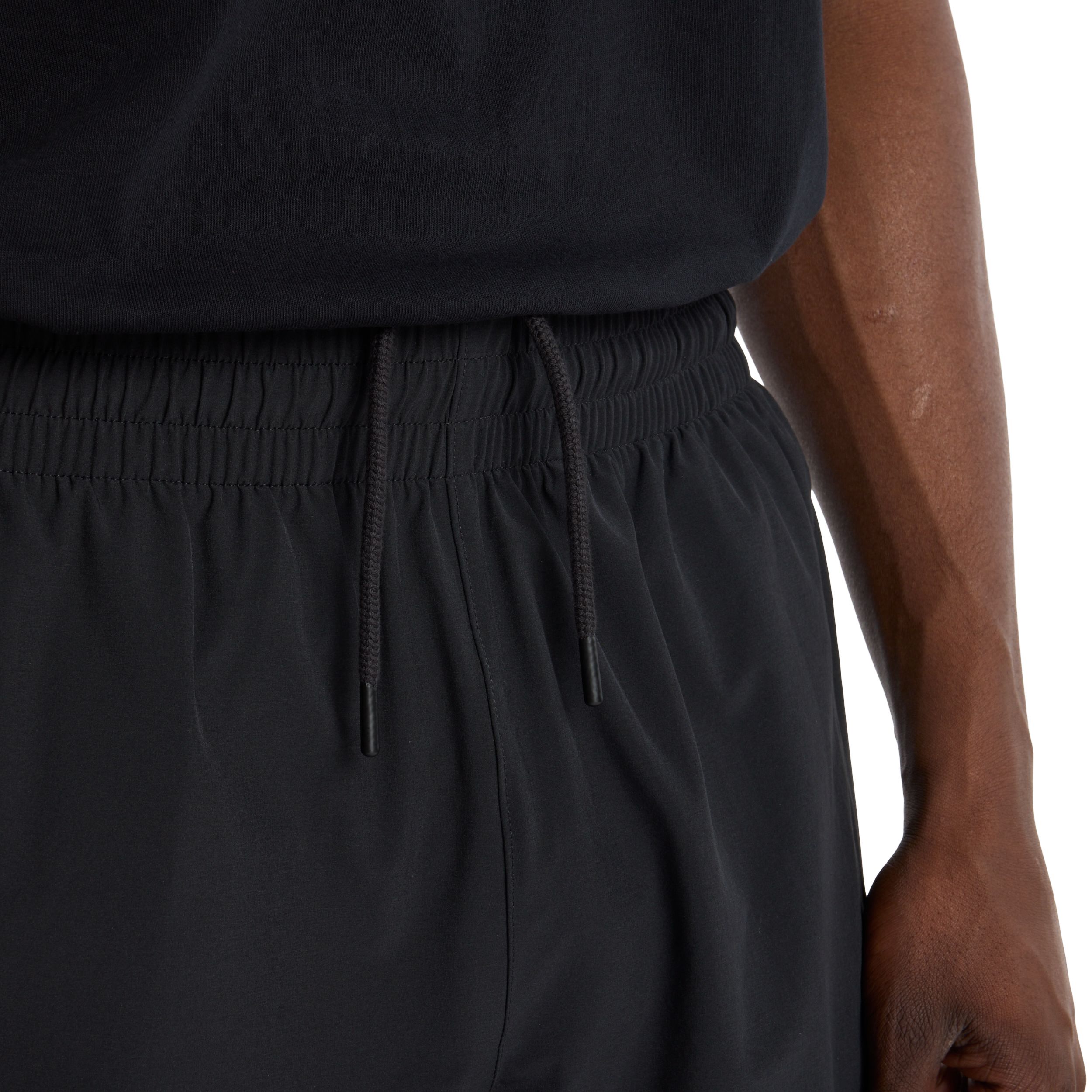 NEW BALANCE IN GAME WVN PANT (MP53611-BK)