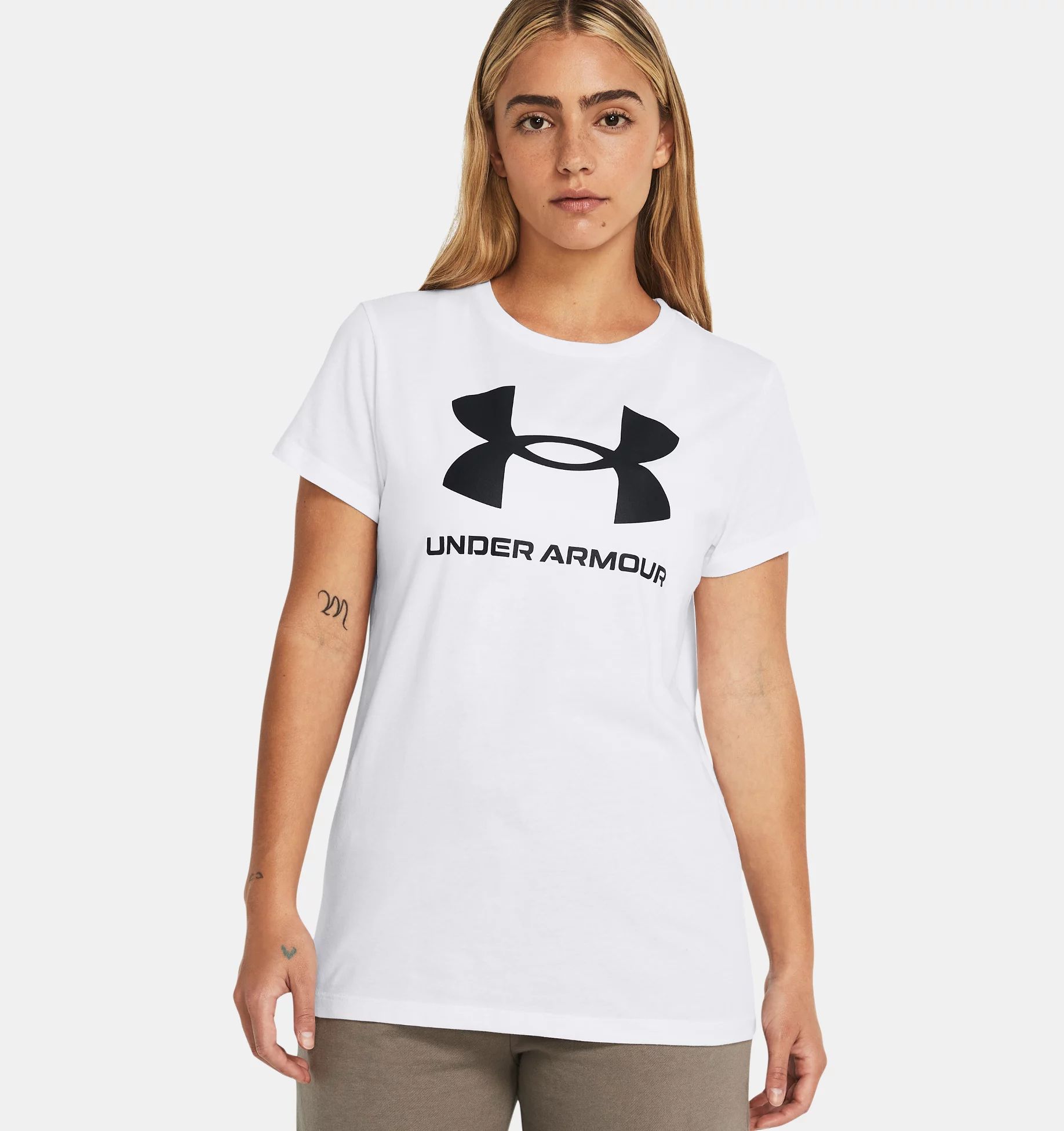 UNDER ARMOUR Sportstyle Graphic TEE (1356305-111)