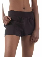 MAGNETIC NORTH 2in1 WMNS SHORTS (50023- BLACK)